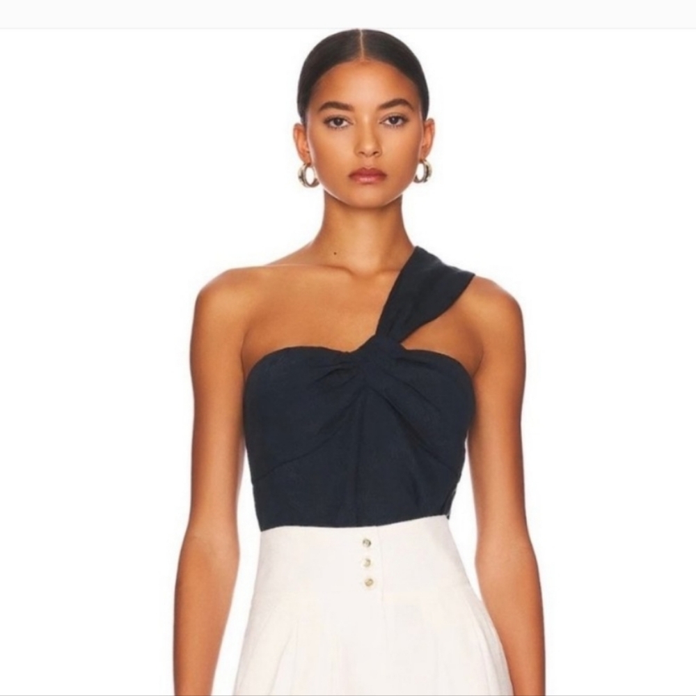 VERONICA BEARD Belinda One Shoulder Top
